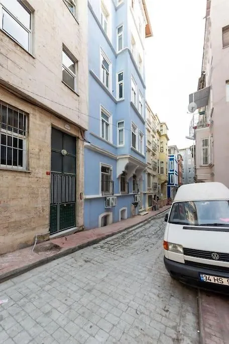 Maison Chic - Newly Renovated 3Br In City Center 이스탄불