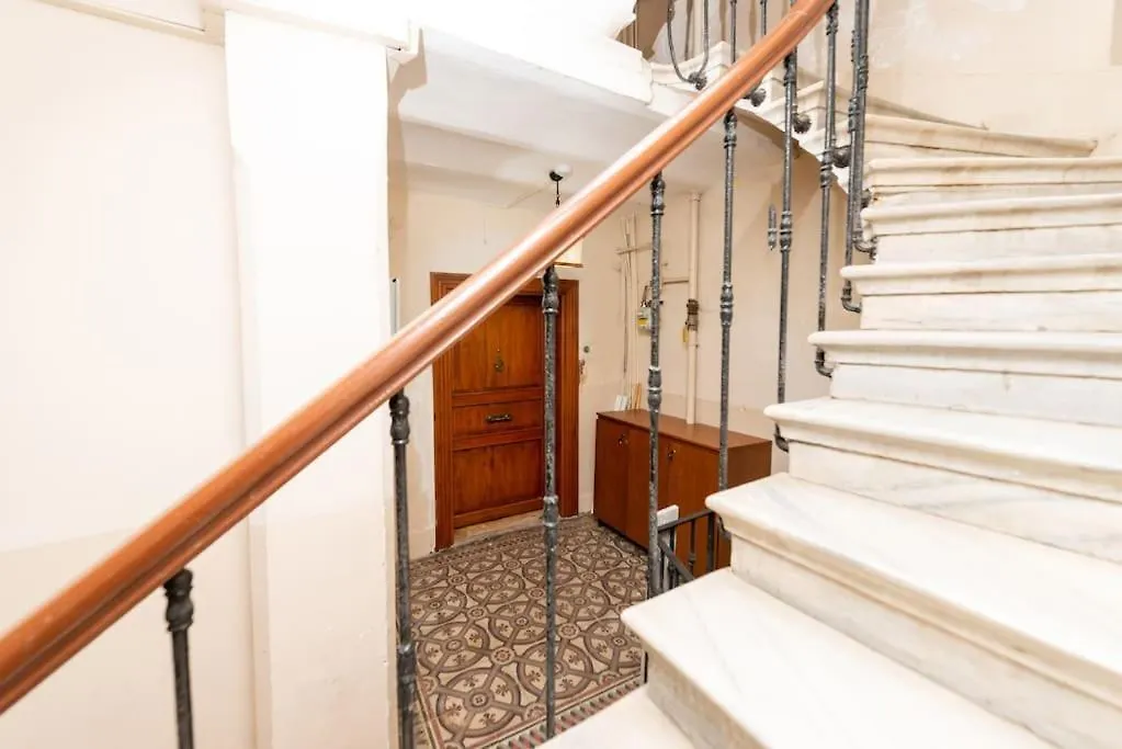 Maison Chic - Newly Renovated 3Br In City Center 이스탄불 터키